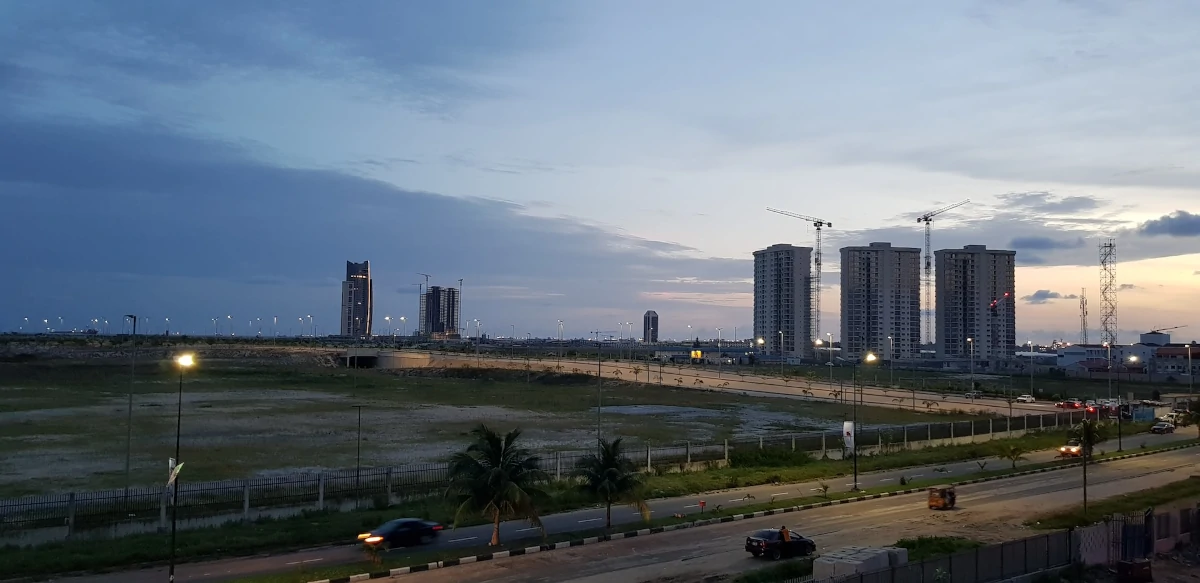 Why isn't Lagos a world-class city?